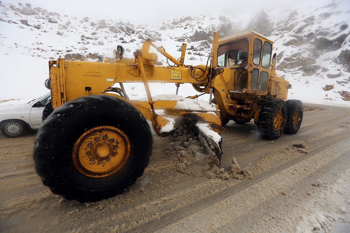 ۵۳۵ روستا در محاصره برف و کولاک