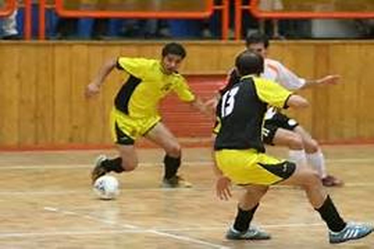 مسابقات فوتسال جام فجر شهرستان زابل برگزار می شود