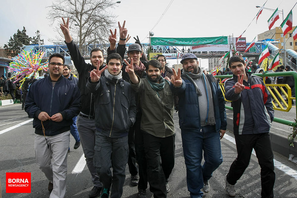 حضور پرشور جوانان و اهالی ورزش در راهپیمایی ۲۲ بهمن