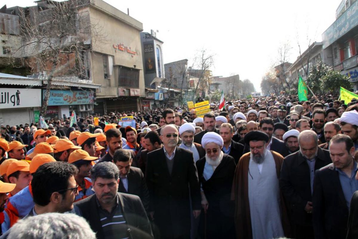 راهپیمایی بزرگ ۲۲ بهمن حمایت از استقلال،آزادی و جمهوری اسلامی ایران است