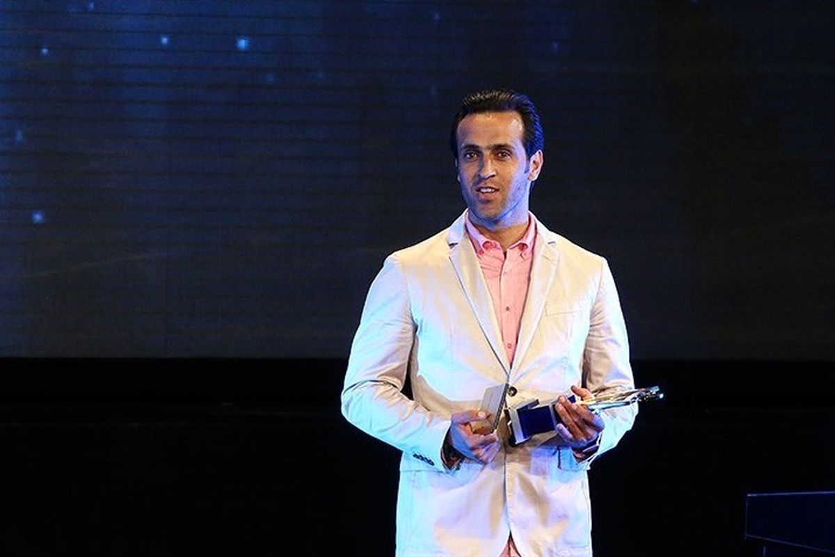 تیپ جدید علی کریمی!