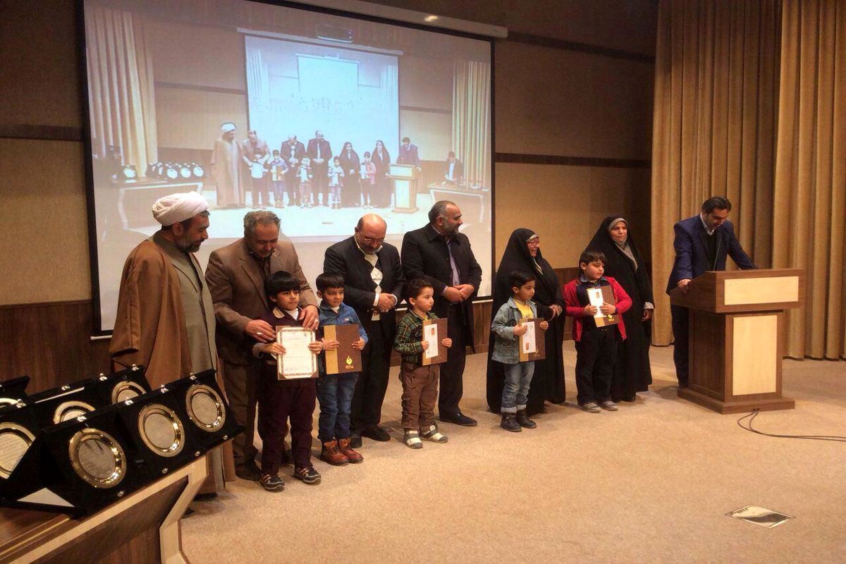 اختتامیه مسابقات مداحی دانش آموزان شهرستان قدس برگزار شد