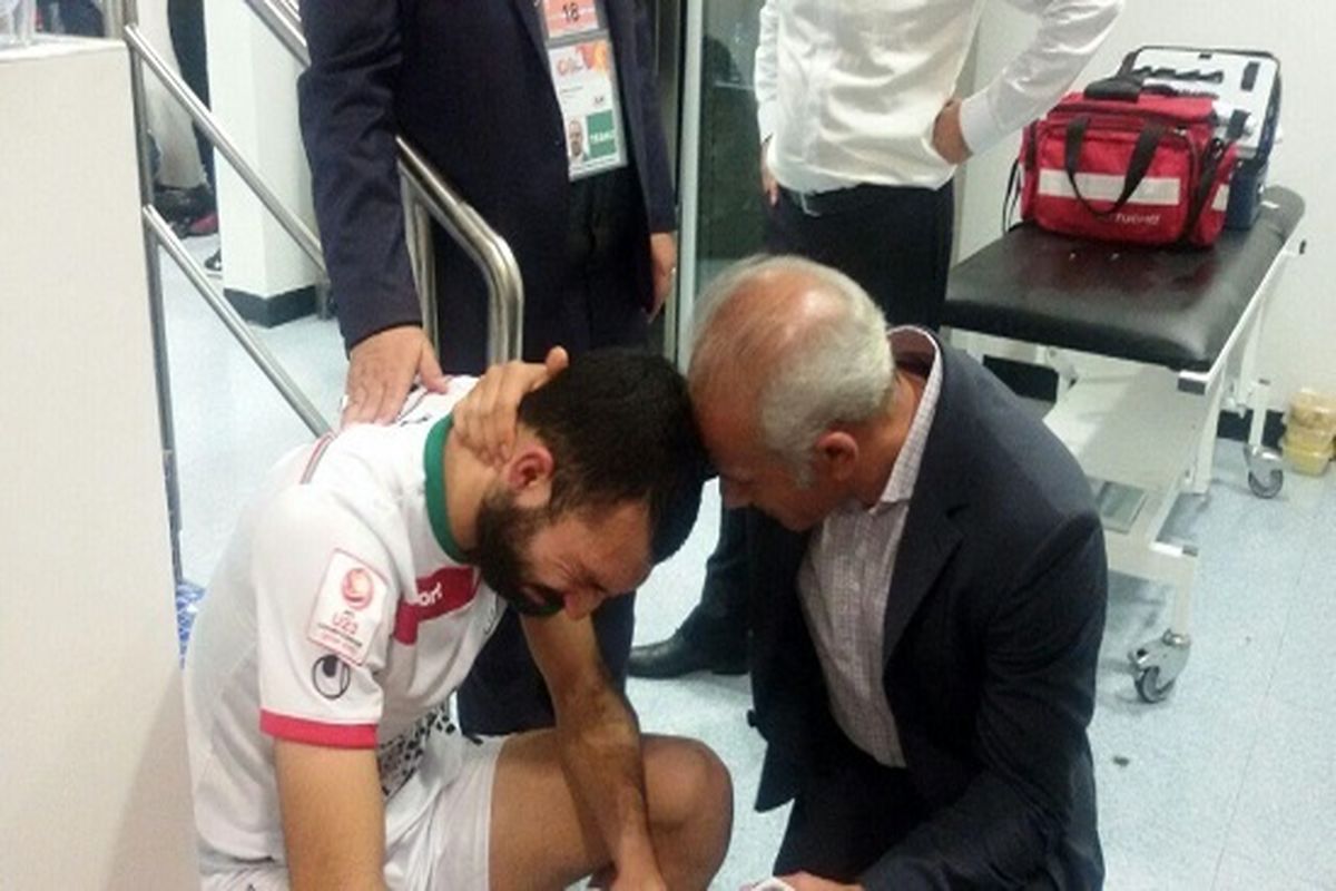 اشک‌های روزبه فراموش شدنی نیست