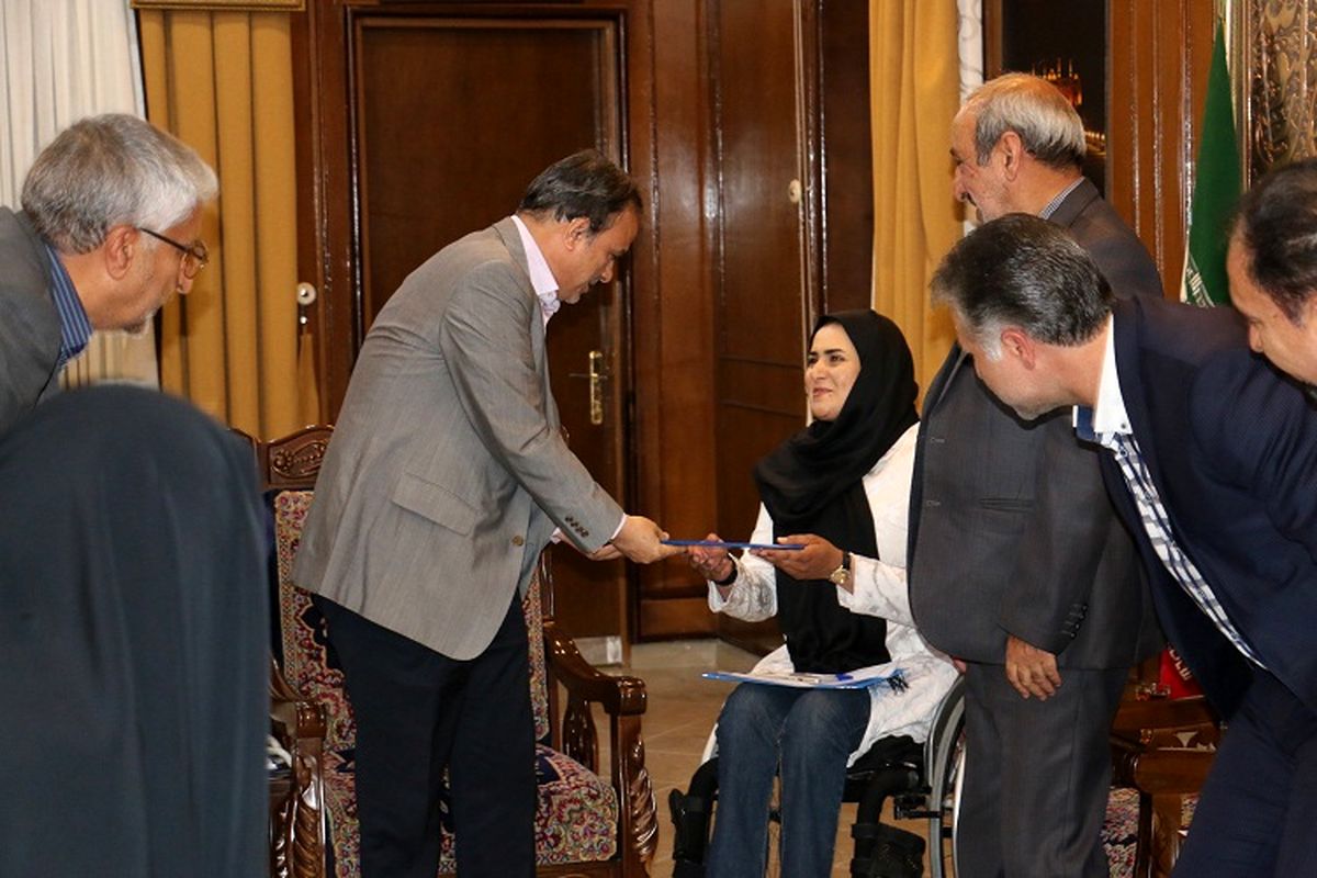 زهرا نعمتی مشاور امور ورزشی استاندار کرمان شد