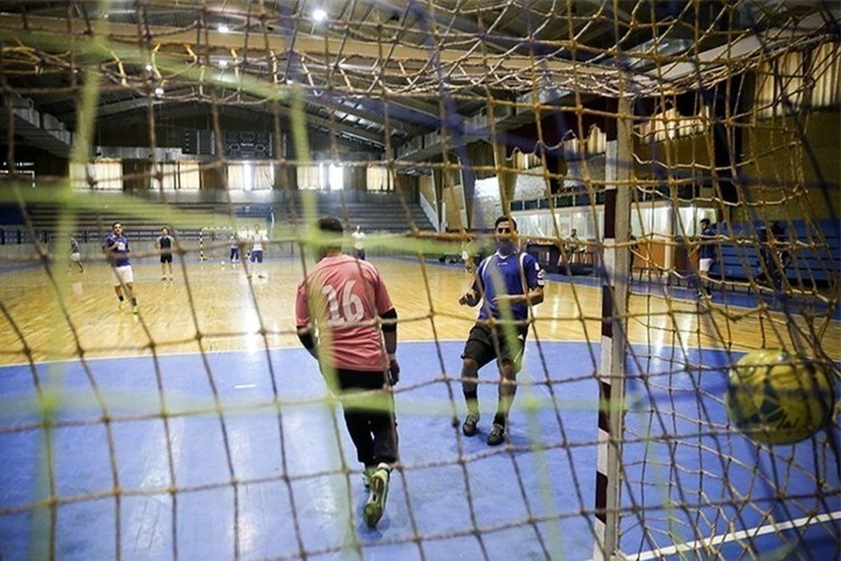 مدیران مجمع تشخیص مصلحت نظام بر سکوی نخست