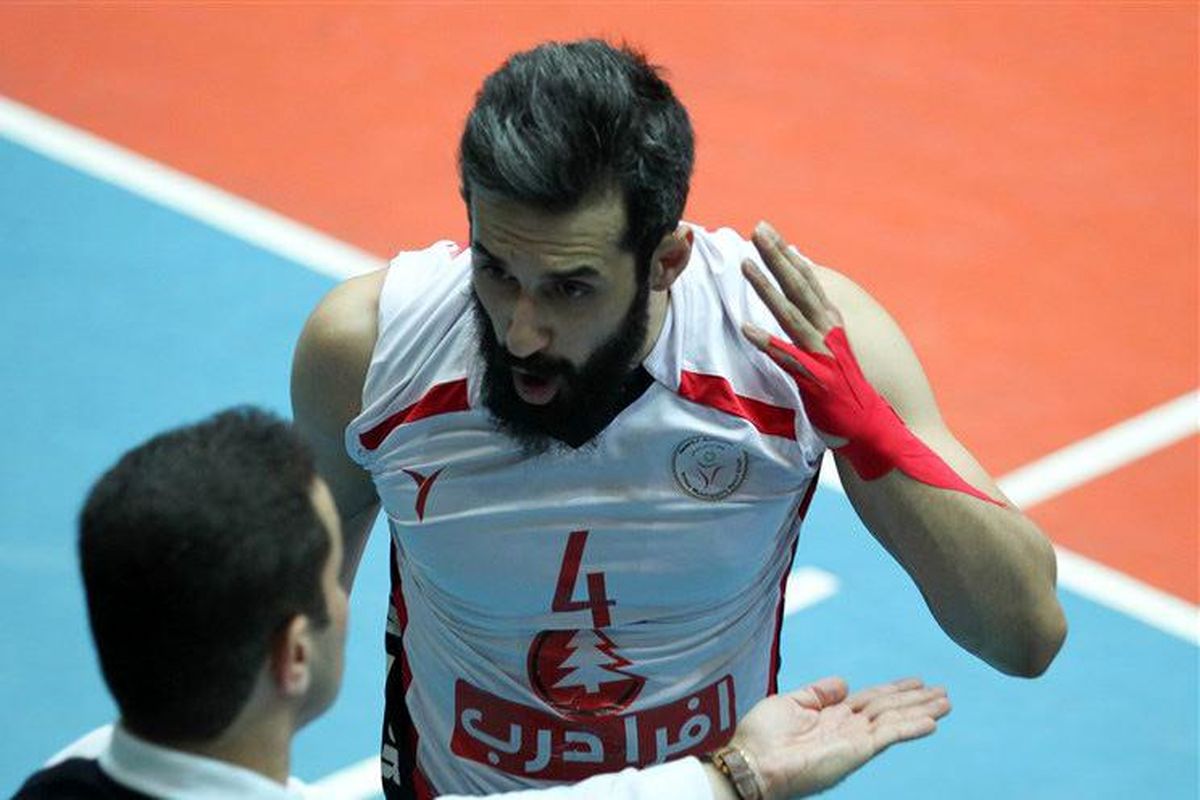 معروف از شهرداری اخراج شد