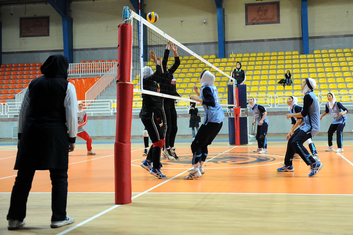 آغاز اردوی تیم ملی والیبال بانوان ناشنوا در شیراز