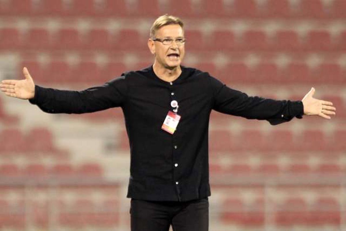 سرمربی نوری اخراج نمی شود