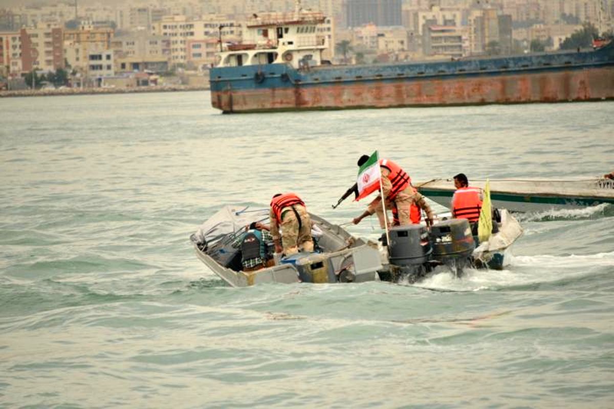 درگیری مسلحانه پلیس با سوداگران مرگ در دریا