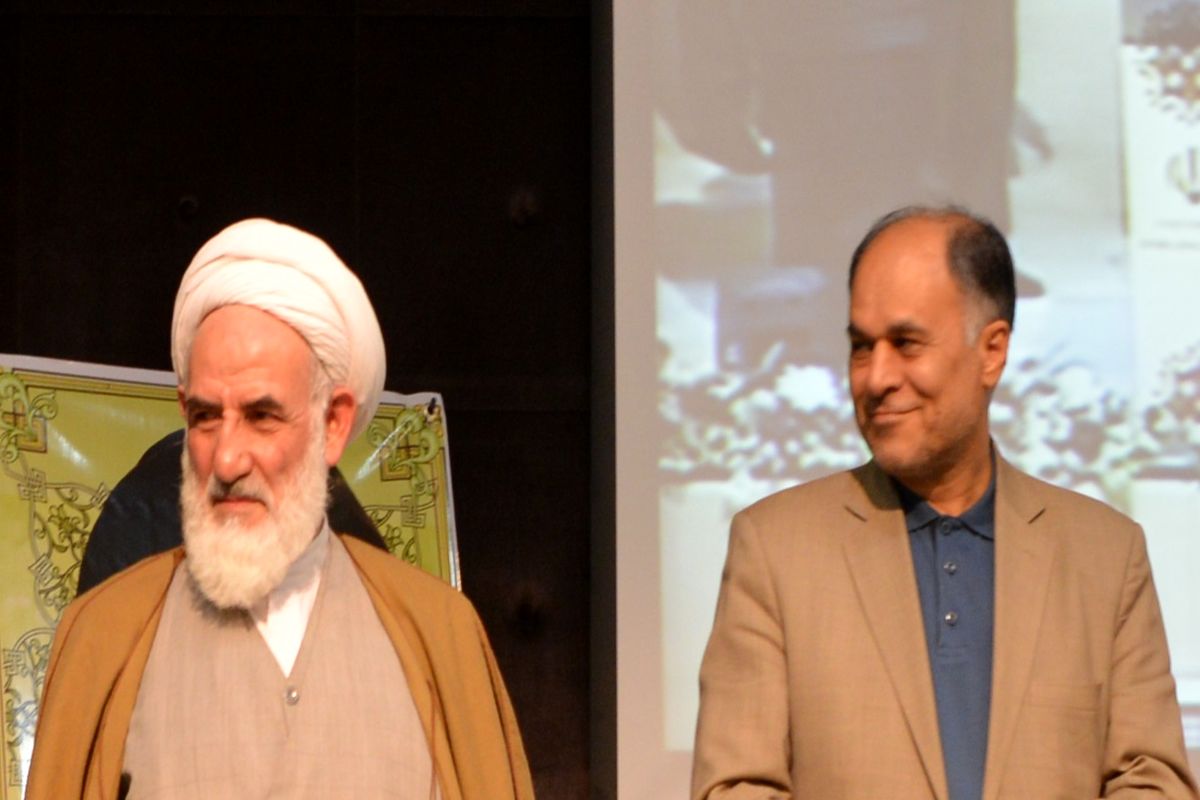 آیت الله سلیمانی و علی اوسط هاشمی  از حضور گسترده مردم در انتخابات تقدیر کردند