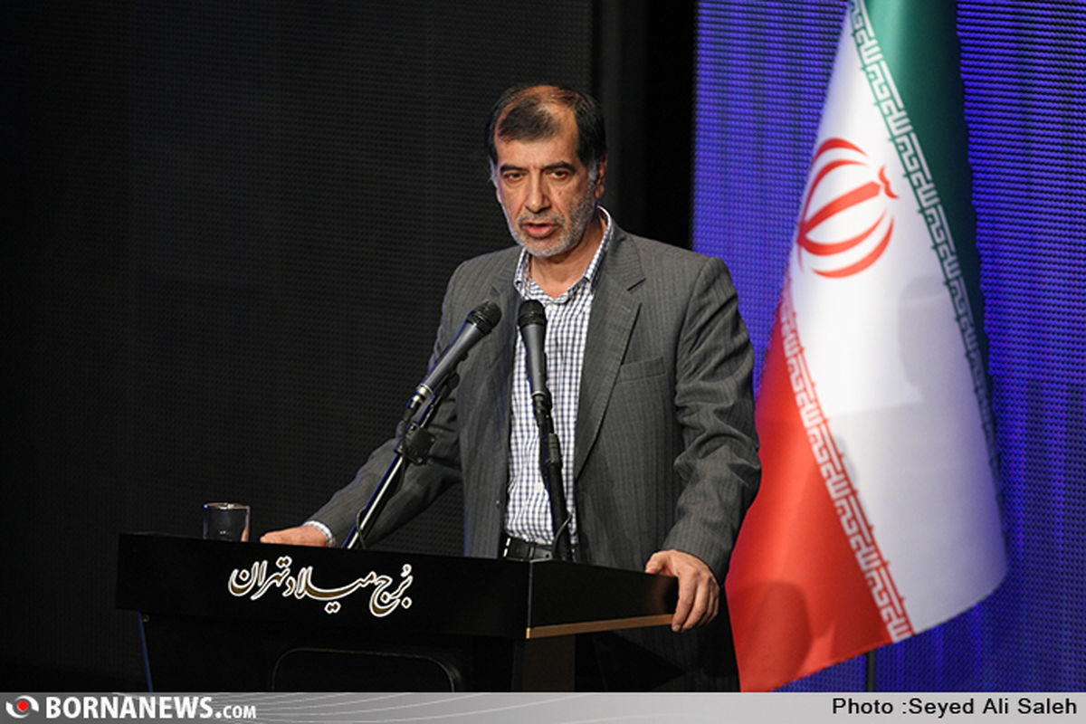 ائتلاف با همه اطرافیان احمدی‌نژاد امکان‌پذیر نیست