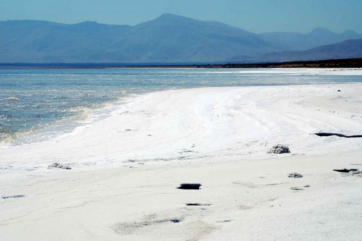 لزوم فراهم کردن زمینه مشارکت مردم برای  احیای دریاچه ارومیه