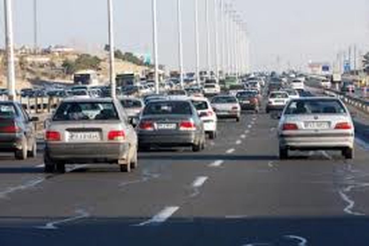 ترافیک نیمه سنگین در آزادراه تهران-قم
