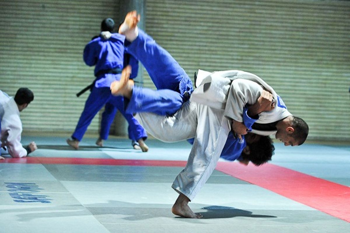 عزل زارعیان وجاهت قانونی ندارد