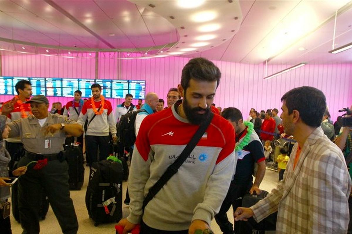 مردان والیبال ایران وارد لس آنجلس شدند