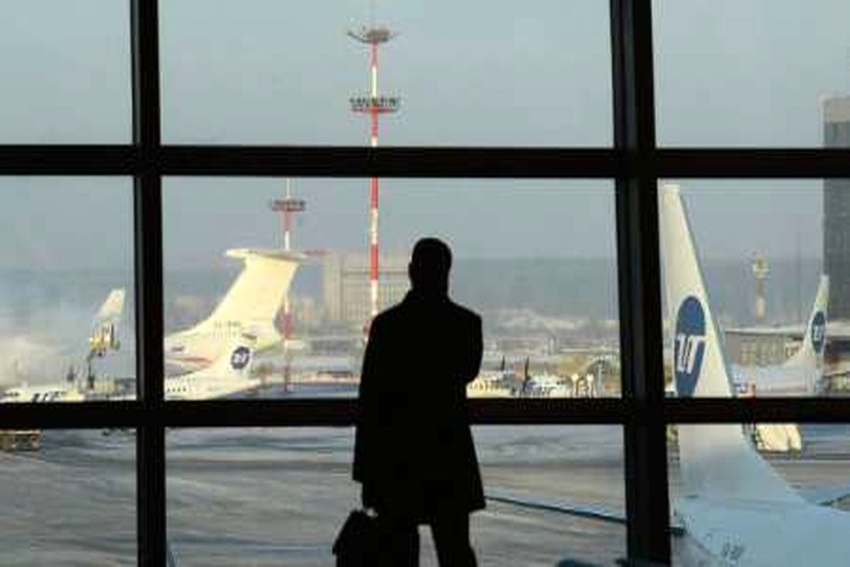 صاعقه فعالیت فرودگاه های بین المللی مسکو را مختل کرد