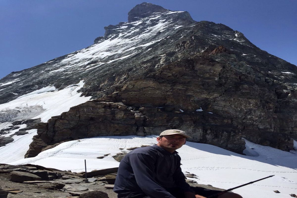 کوهنورد همدانی در یکصد و پنجاهمین سالگرد صعود قله ماترهورن سوئیس شرکت کرد