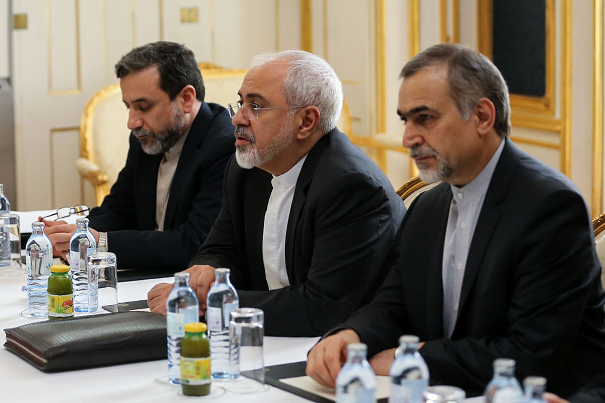 تیم مذاکره کننده ایران با حمایت رهبری مقتدرانه به کار خود ادامه می دهد