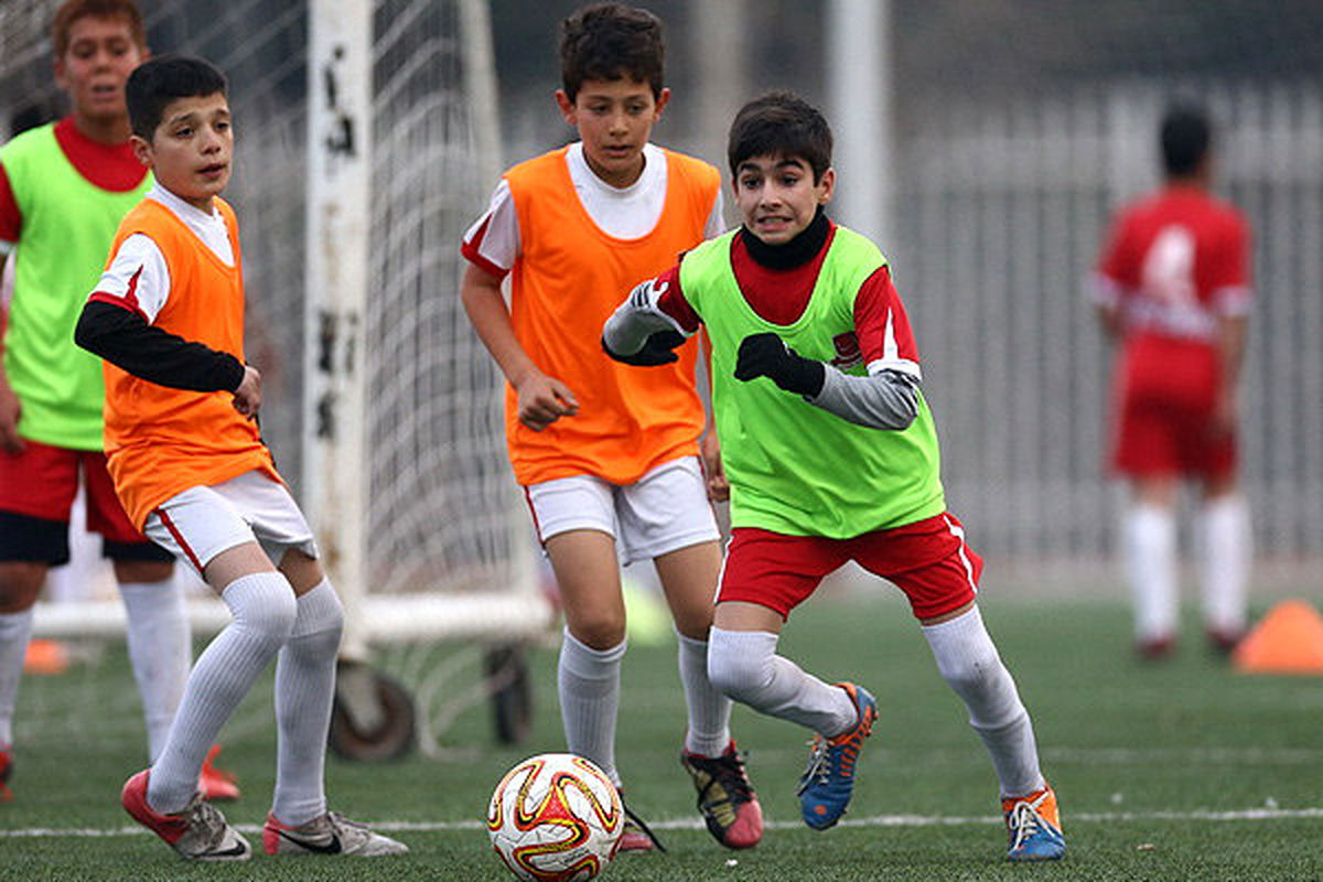 کارشناس تربیت بدنی آذربایجان شرقی به تیم ملی فوتبال دانش آموزی دعوت شد
