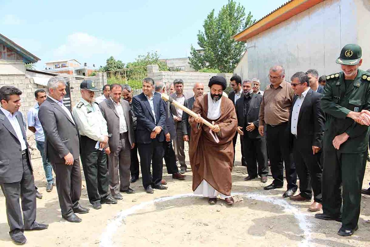 کلنگ احداث ساختمان انجمن حمایت از زندانیان در محمودآباد به زمین زده شد