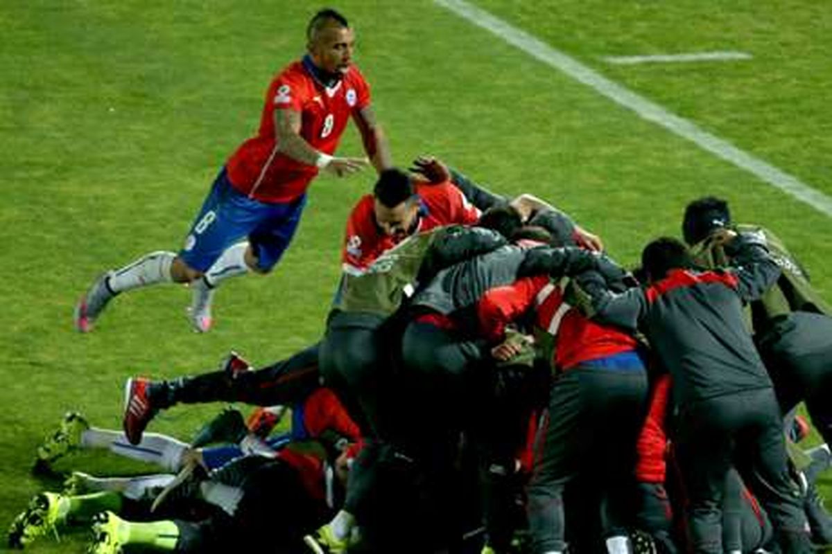صعود شیلی با حذف اروگوئه ۹ نفره