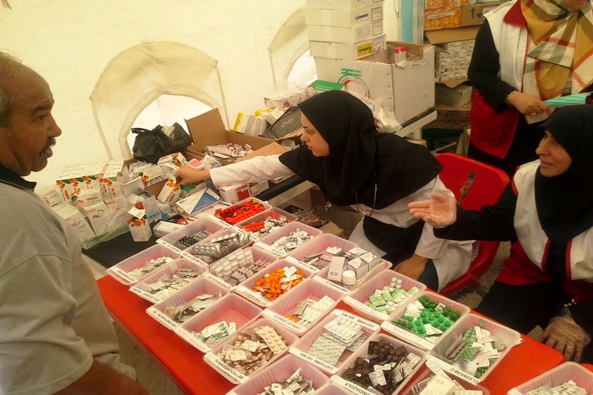 ۴۰ تن دارو در نجف و کربلا برای خدمات رسانی به زائران حسینی در اربعین ، دپو می شود