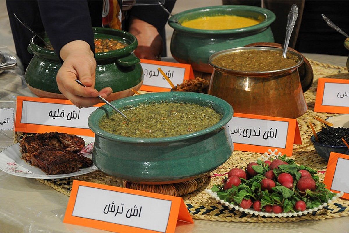 جشنواره غذاهای بومی و محلی در شهمیرزاد برگزار شد