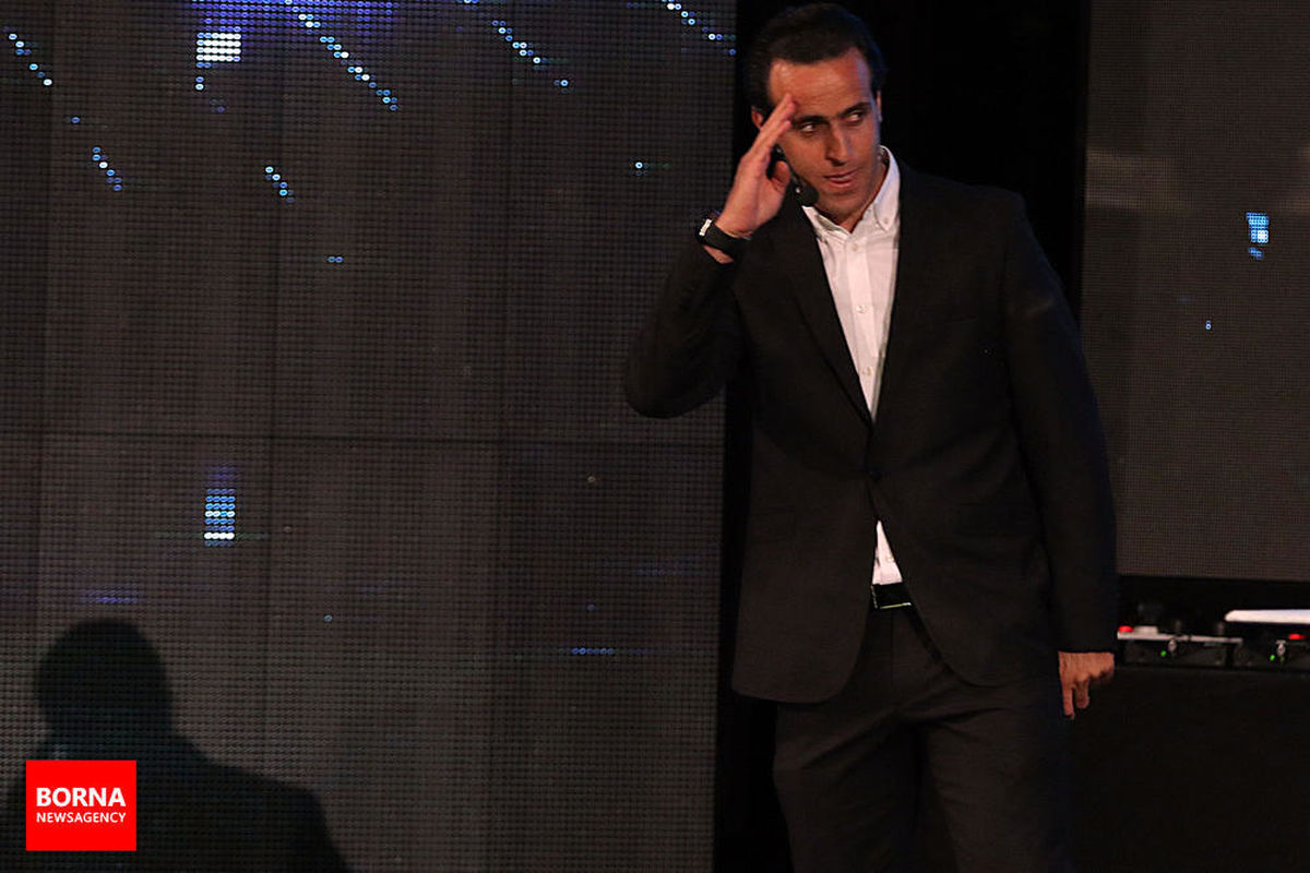 کریمی: جوانگرایی به سود فوتبال است