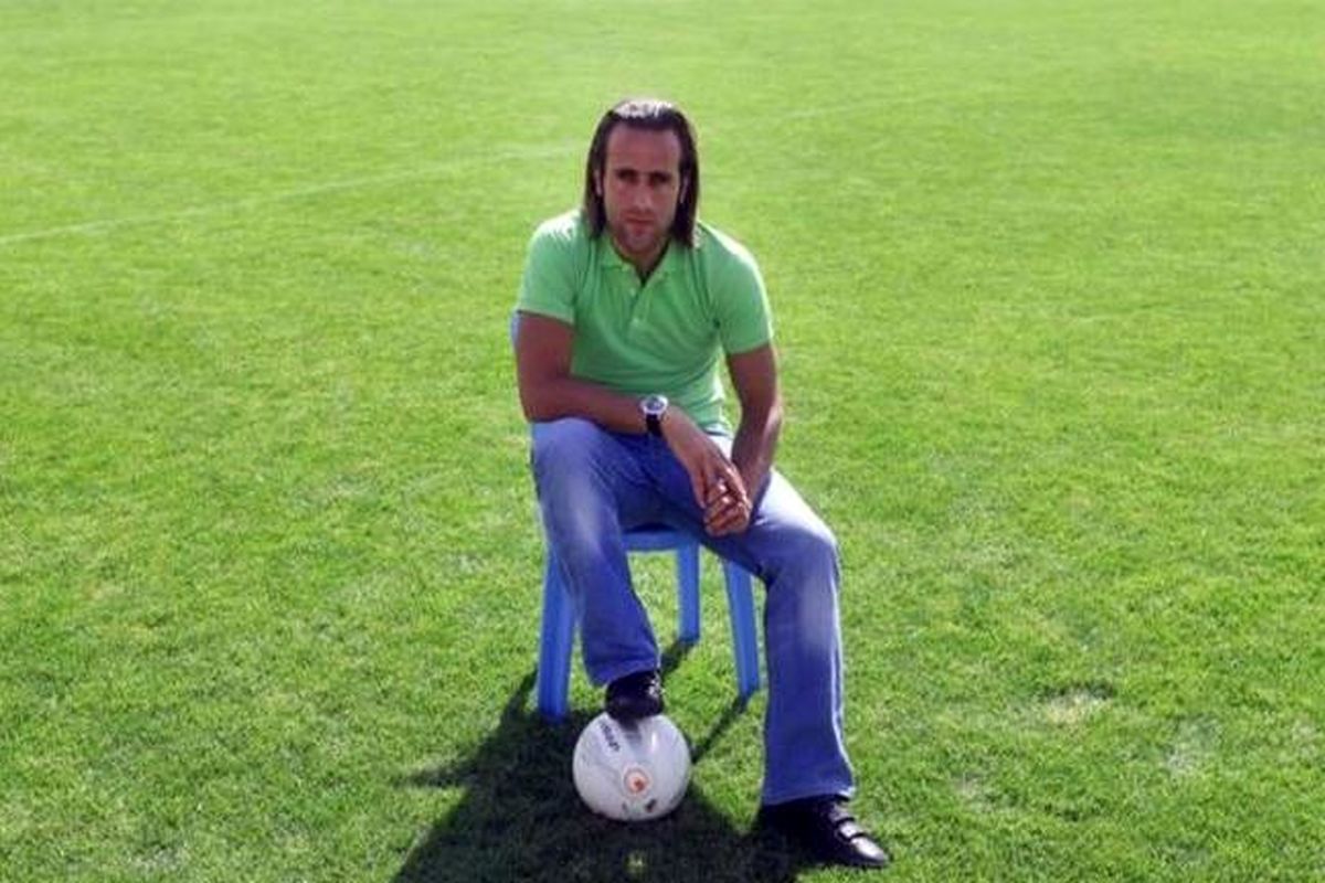 کریمی: پرسپولیس می‌تواند صدرنشین شود/ قصد مربیگری ندارم