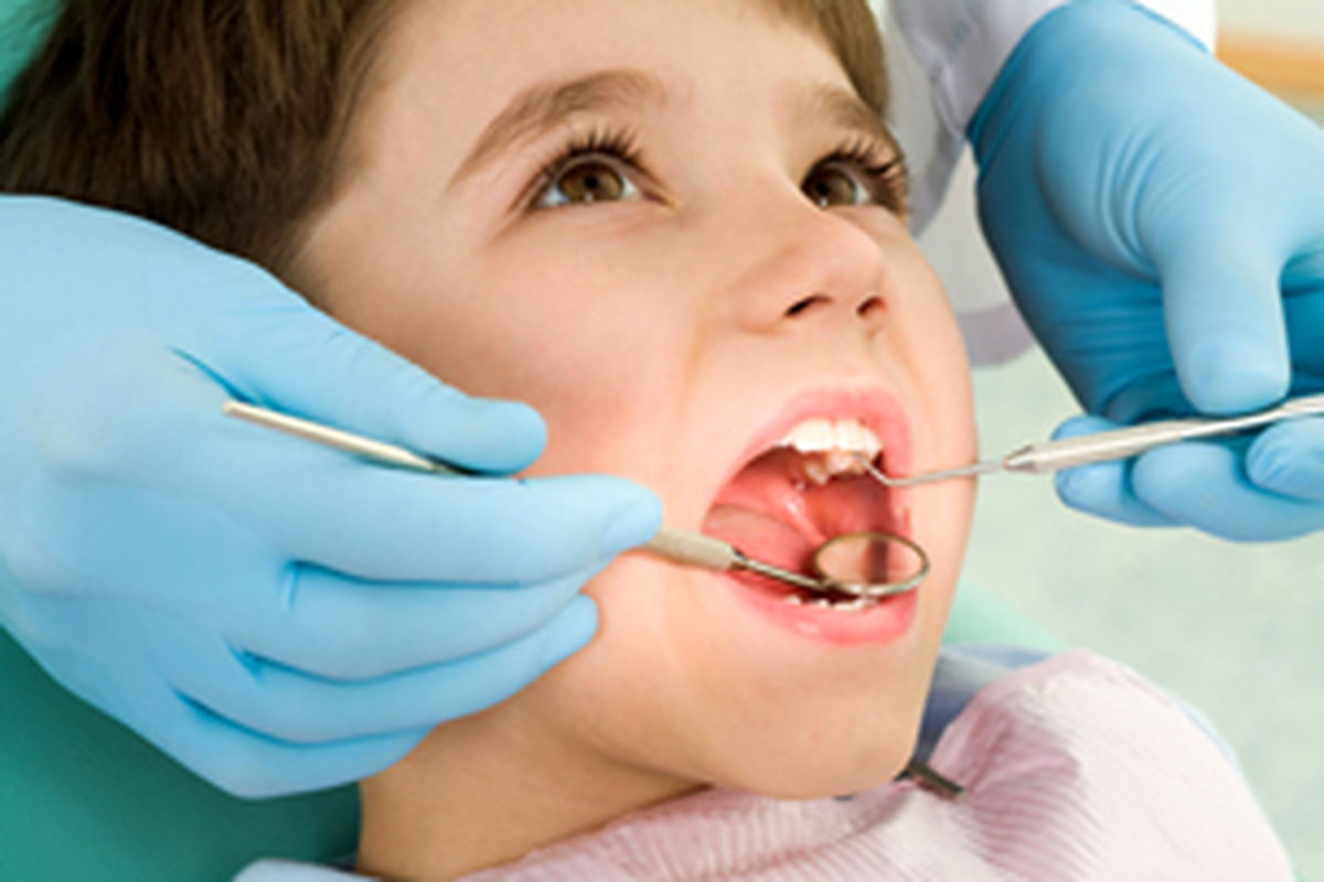 بیمه‌های پایه، خدمات دندانپزشکی را پوشش دهند