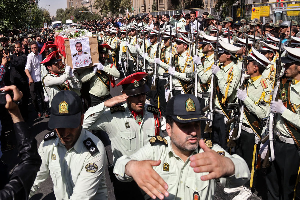 پیکر افسر شهید نوشهری در تهران تشییع شد