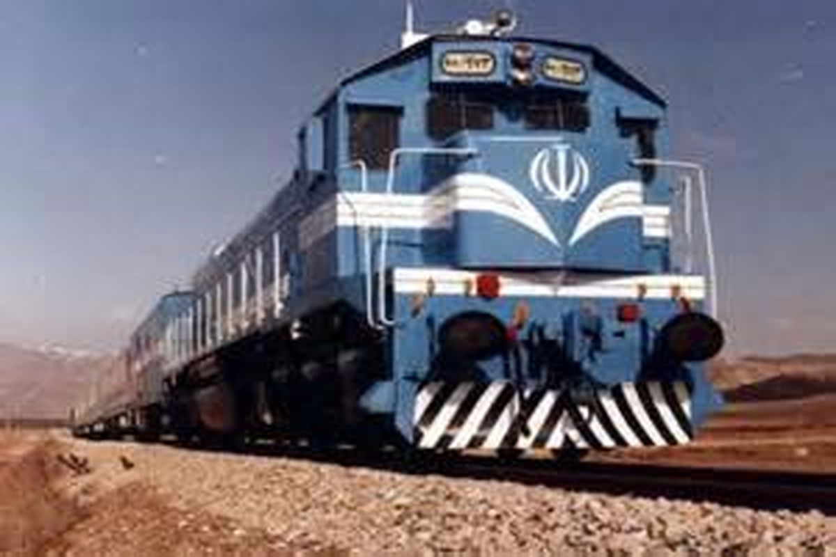 صرفه جویی سالانه ۸۰۰ میلیاردی قطار تهران، قم و اصفهان