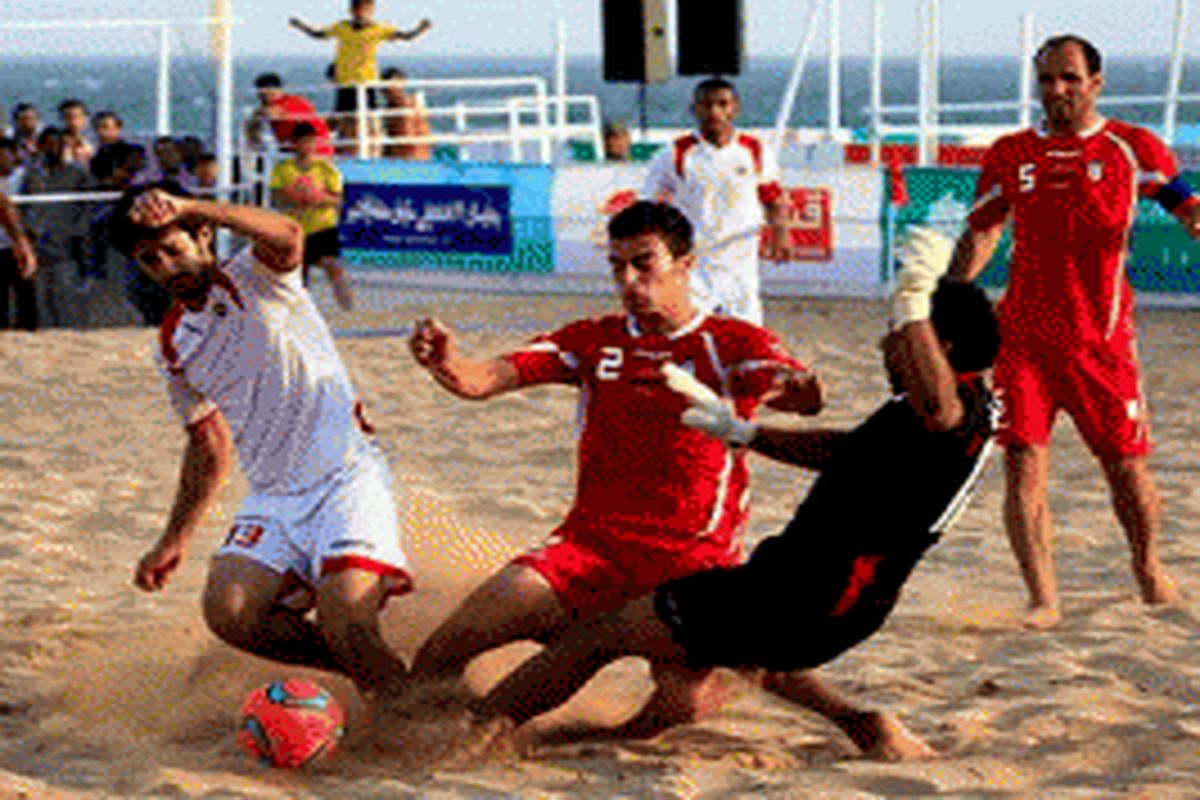 قهرمانی گلساپوش یزد دررقابتهای فوتبال ساحلی کشور در رودسر