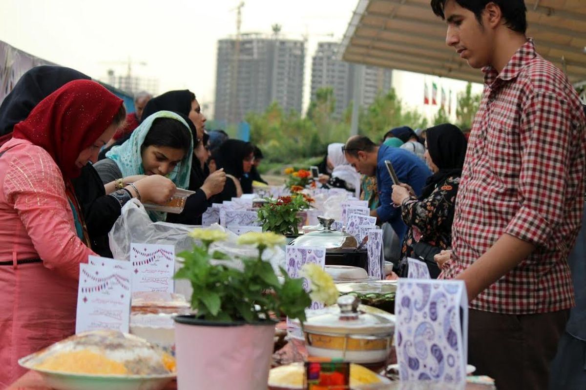 ۲۰ آشپز نمونه غذاهای سنتی و محلی معرفی و تقدیر شدند