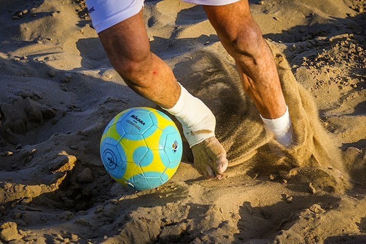 ۱۰ بازیکن به اردوی انتخابی تیم ملی فوتبال ساحلی دعوت شدند