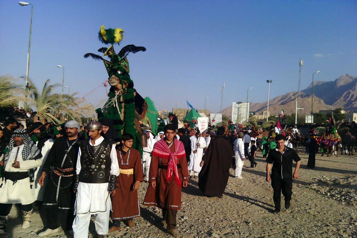مراسم نمادین ورود کاروان امام حسین به کربلا در تفت + عکس