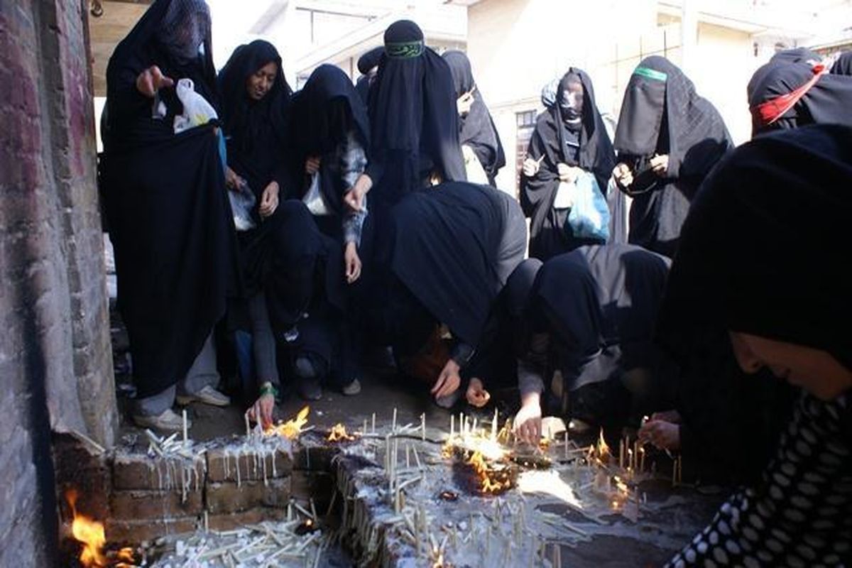 چهل منبرآیین  سنت زنان لرستانی در روز تاسوعای حسینی