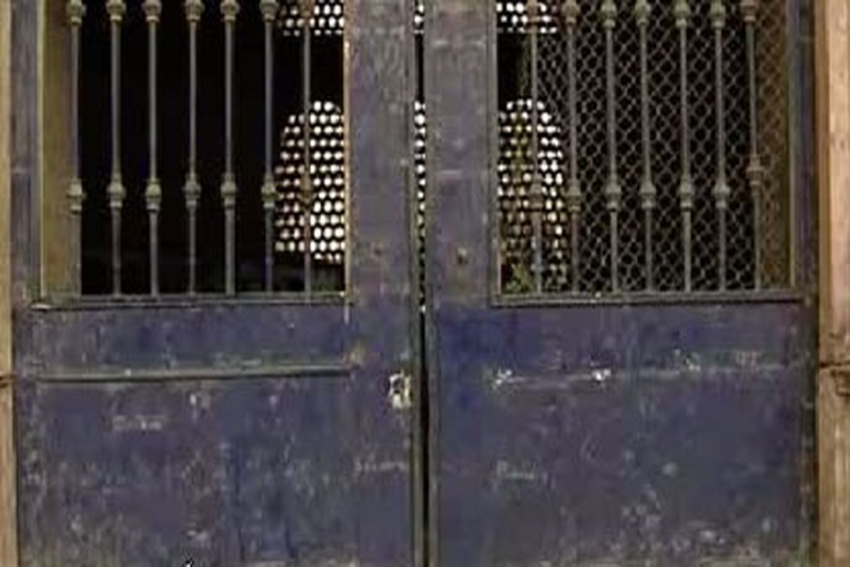 دستگیری سارق قطعات زینتی درب ورودی مدرسه مطهری