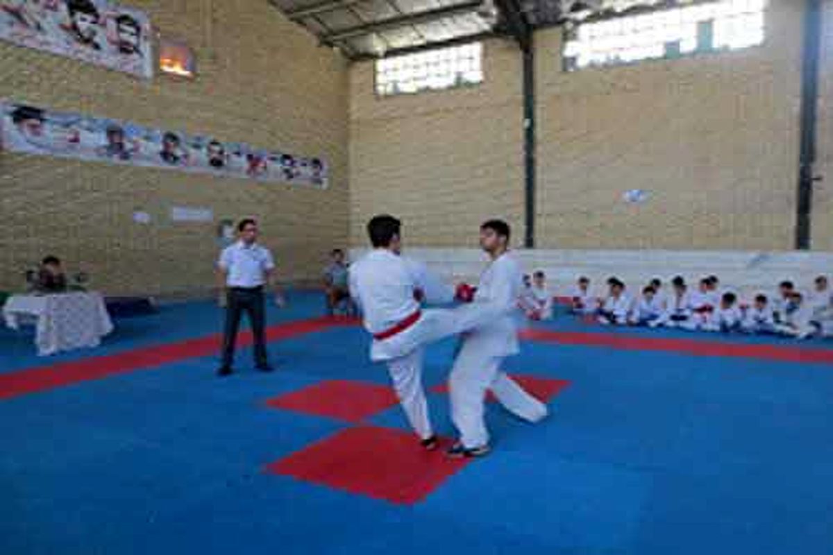 مسابقه کاراته در شهرستان دهلران برگزار گردید