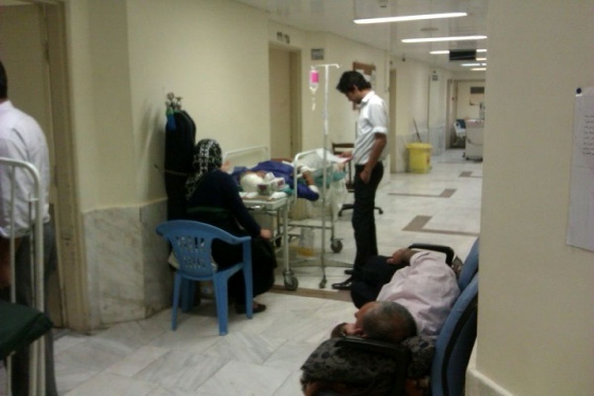 کلانشهر اهواز در تعداد تخت های بیمارستانی، سرانه پایینی دارد