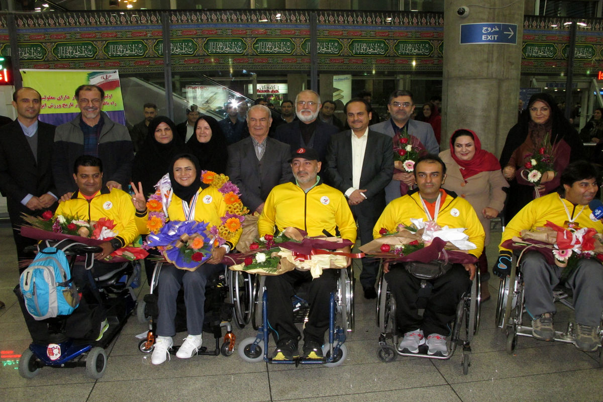 تیم‌های ملی تیراندازی با کمان جانبازان و معلولین و ووشو وارد کشور شدند