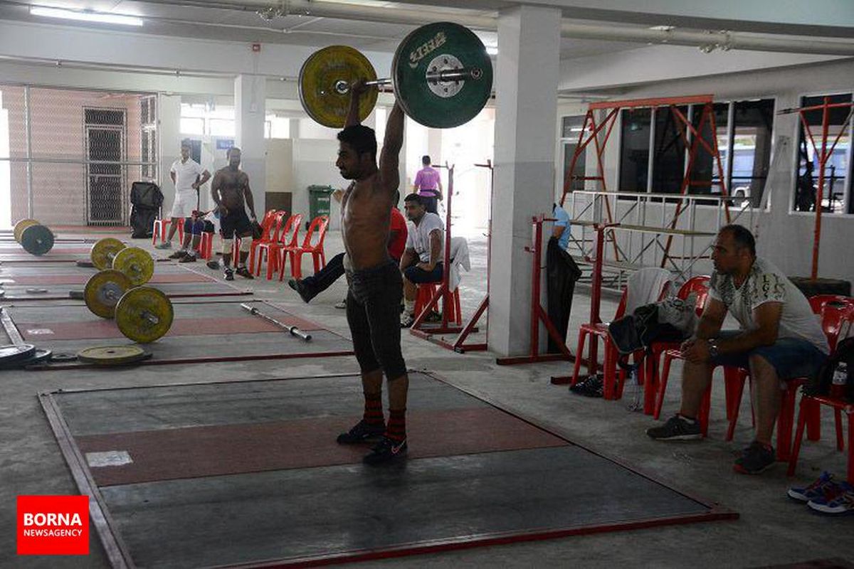 عسکری، نفر اول/ وزنه بردار ۶۲ کیلوگرم ایران روی تخته می‌رود