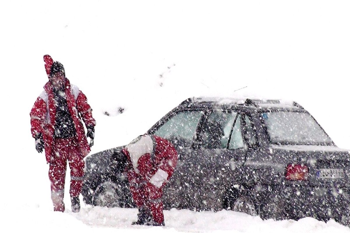 ایجاد شرایط اسکان اضطراری برای بیش از ۵۰۰ نفر از متاثران برف و کولاک