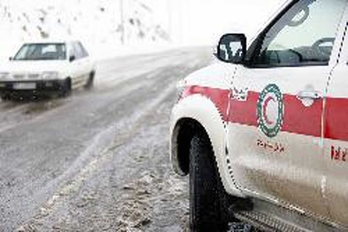 اسکان اضطراری ۶۶۰ نفر در برف و کولاک