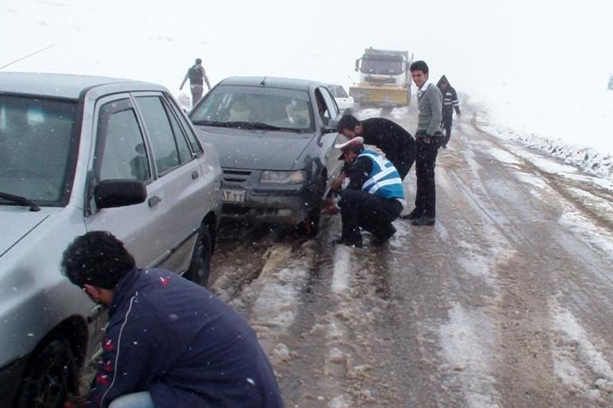 رانندگان از سفرهای غیرضروری خودداری کنند