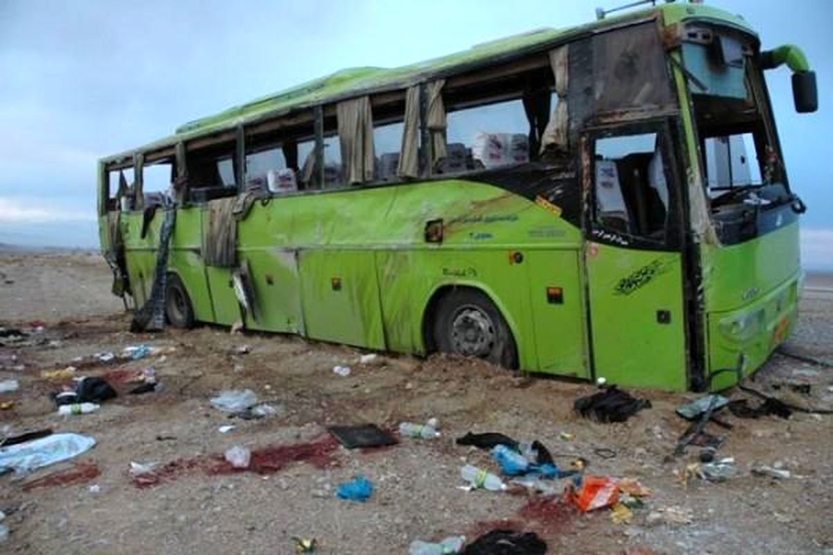 واژگونی اتوبوس ولوو با ۱۲ مجروح در شوش