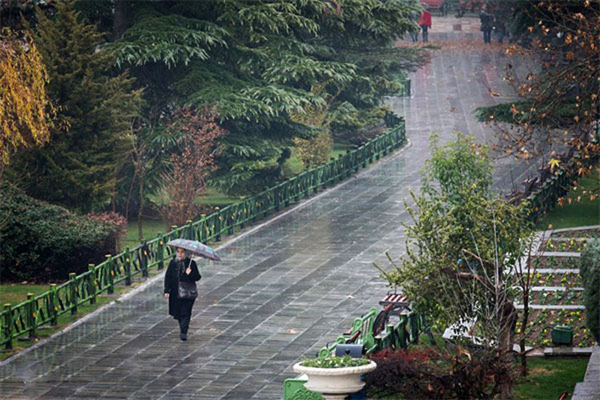 بارش باران همچنان ادامه خواهد داشت