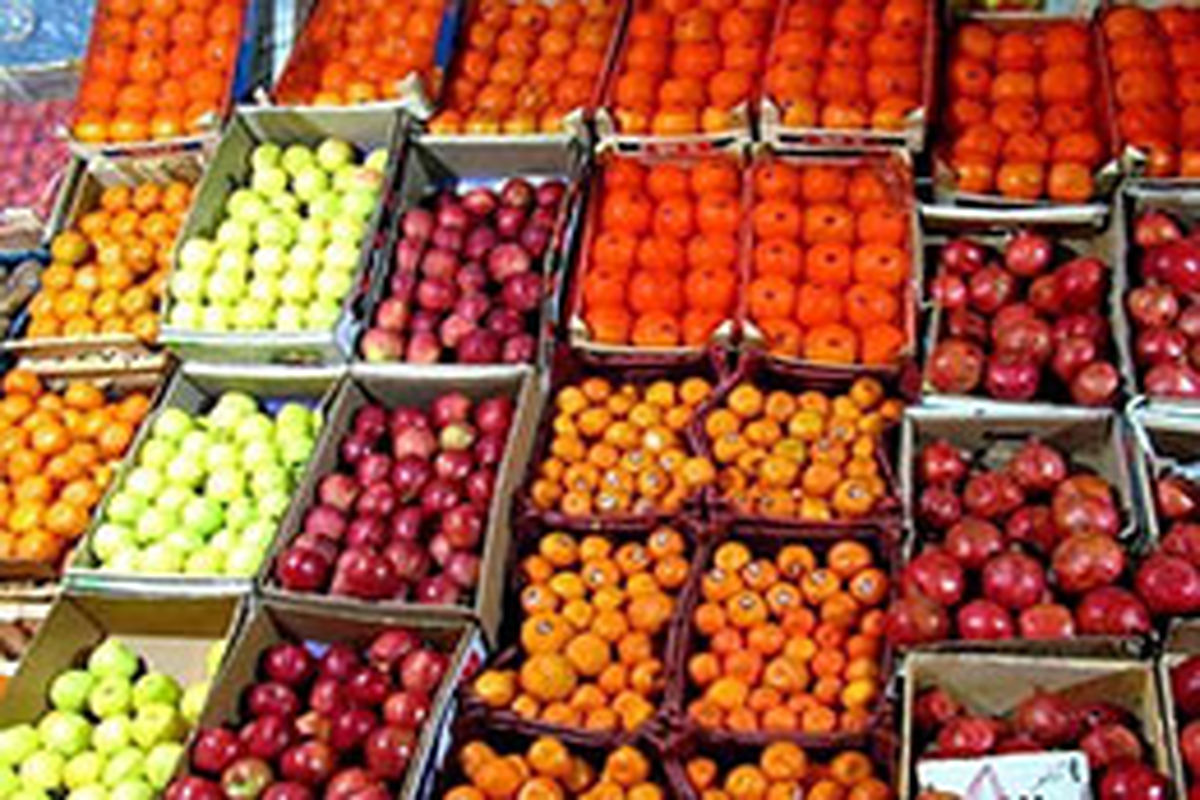 توزیع و فروش بیش از ۸۱۲ تن سیب و پرتقال با قیمت مصوب در بازارهای شهرداری مشهد