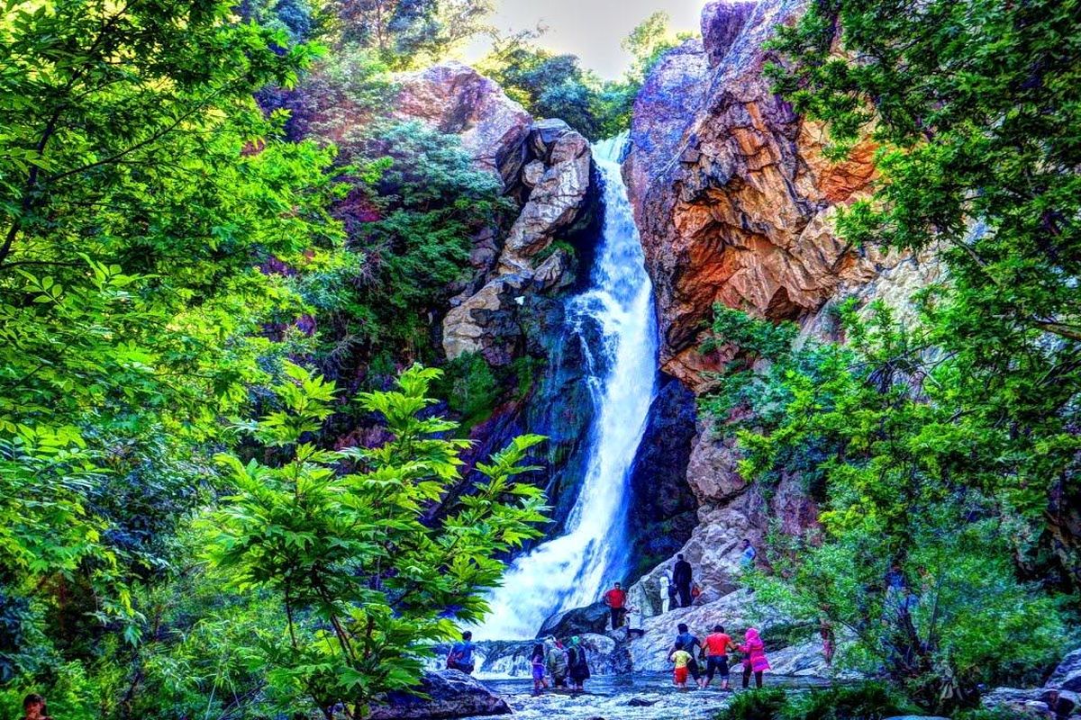 خودنمایی آبشار شلماش بعنوان یکی از مراکز گردشگری شمالغرب ایران