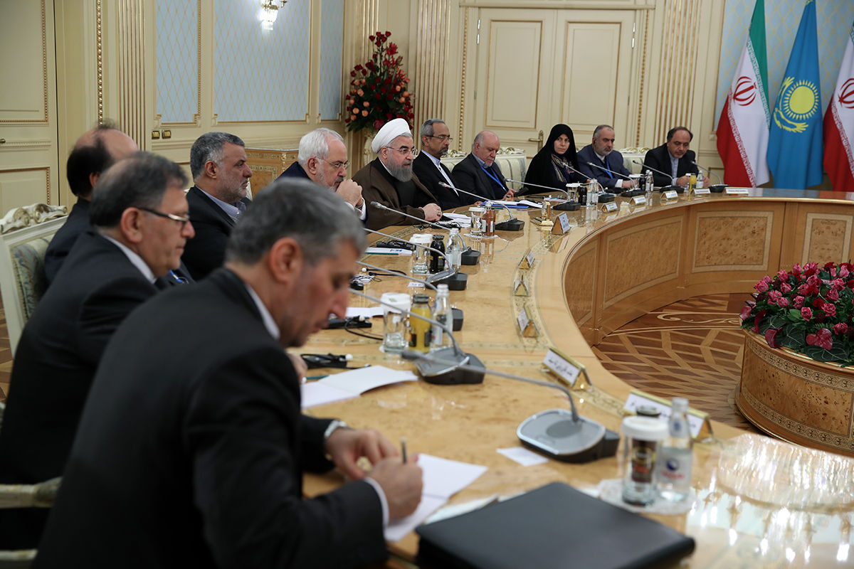 کمیته مشترک برای آغاز سریع مبادلات گسترده بانکی تشکیل شد/ نظربایف: پرواز مستقیم تهران - آستانه باید برقرار شود